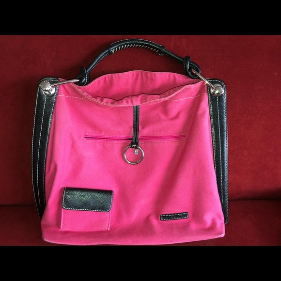 BCBGMAXAZRIA Tote - Picture 1 of 6